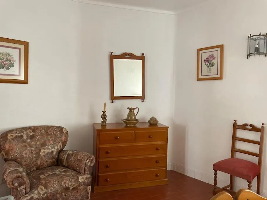 Moradia Em Olhos D'Agua Villa Olhos de Agua  Holiday home Olhos de Agua (Albufeira)