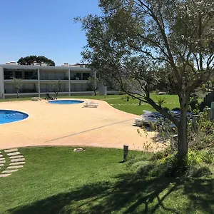  Apartamento Delightful Vacations In Algarve